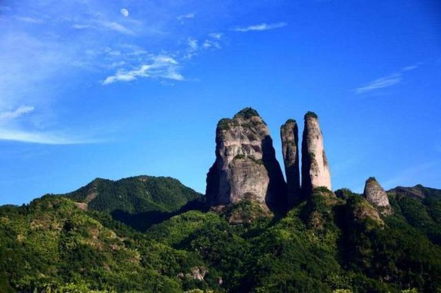 雁蕩山風光片_雁蕩山風景區(qū)住宿攻略_雁蕩山風光圖片